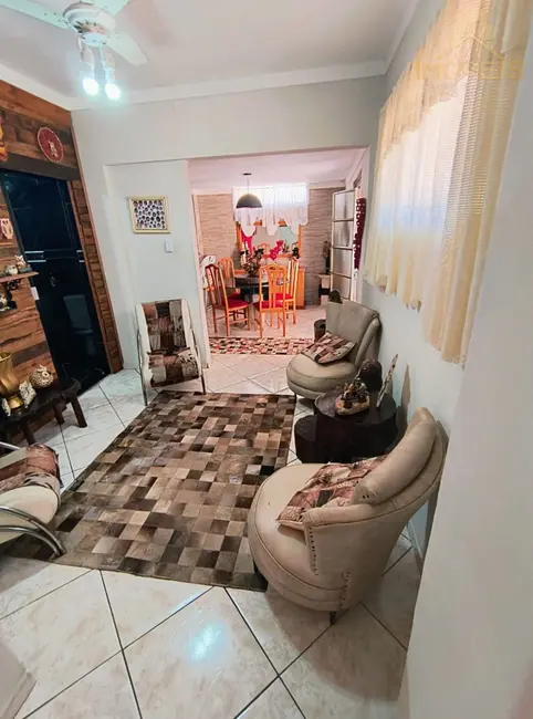 Foto 3 de Casa à venda, 93m2 em Núcleo Residencial Presidente Geisel, Bauru - SP