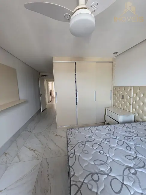 Foto 4 de Apartamento com 4 quartos à venda, 105m2 em Centro, Bauru - SP