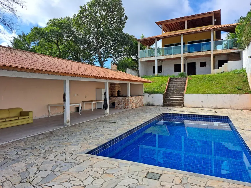 Foto 3 de Chácara com 3 quartos à venda, 250m2 em Santa Isabel - SP