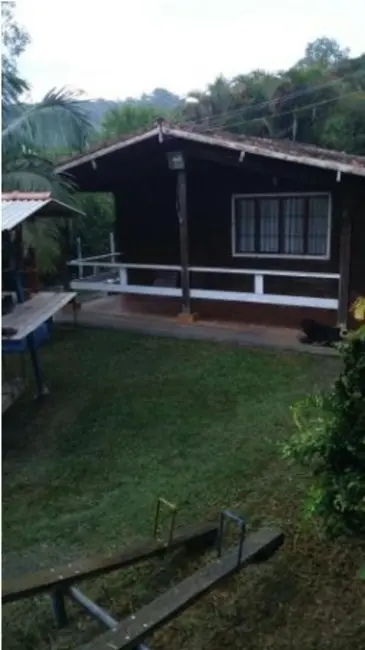 Foto 3 de Chácara com 2 quartos à venda, 200m2 em Fontes, Aruja - SP