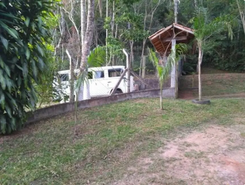 Foto 8 de Chácara com 2 quartos à venda, 200m2 em Fontes, Aruja - SP