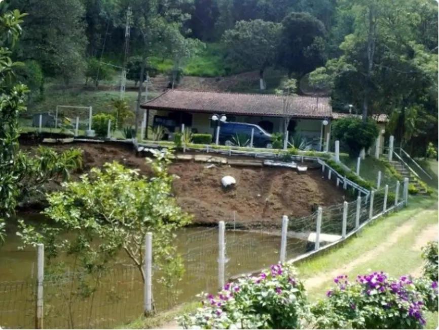 Foto 2 de Sítio / Rancho com 3 quartos à venda, 121000m2 em Nazare Paulista - SP