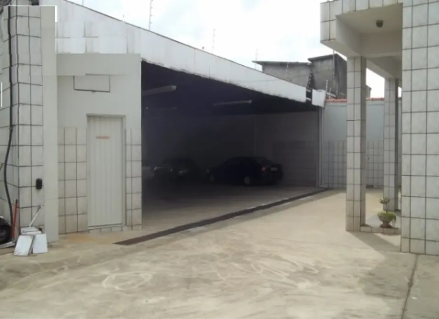 Sala Comercial para alugar, 300m2 em Centro, Atibaia - SP - imagem 8 Foto 8 de Sala Comercial para alugar, 300m2 em Centro, Atibaia - SP