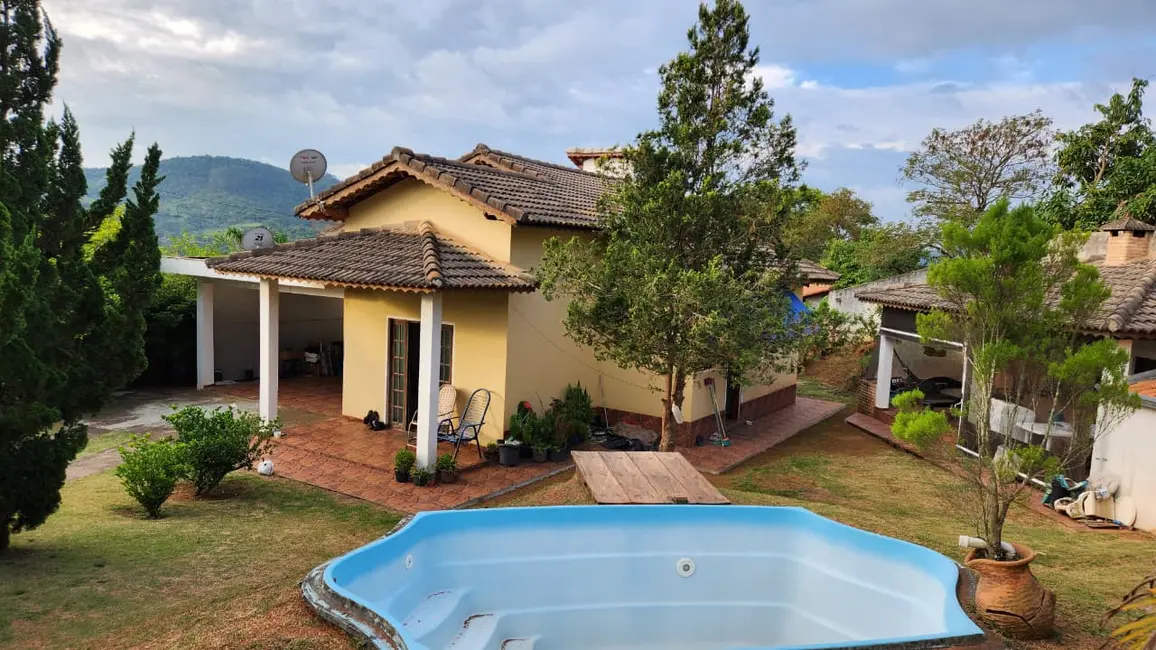 Foto 3 de Chácara com 3 quartos à venda, 150m2 em Nazare Paulista - SP