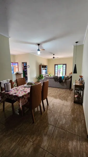 Foto 2 de Chácara com 3 quartos à venda, 150m2 em Nazare Paulista - SP