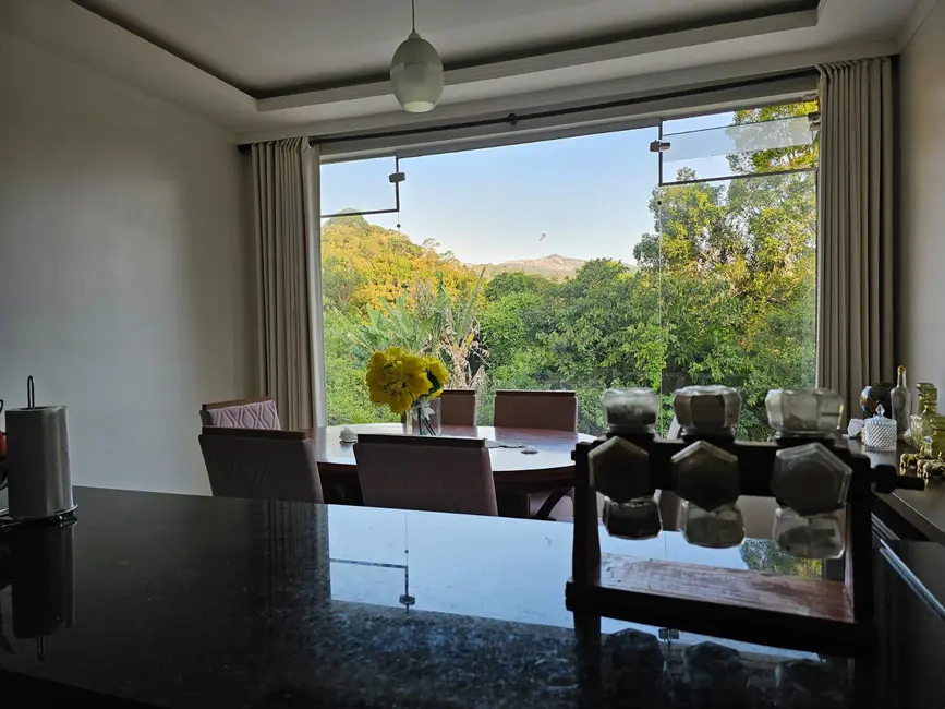 Foto 6 de Casa com 4 quartos à venda, 2200m2 em Chácaras Fernão Dias, Atibaia - SP