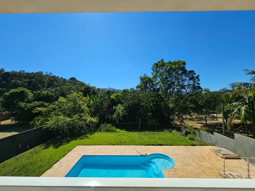 Foto 2 de Casa com 4 quartos à venda, 2200m2 em Chácaras Fernão Dias, Atibaia - SP