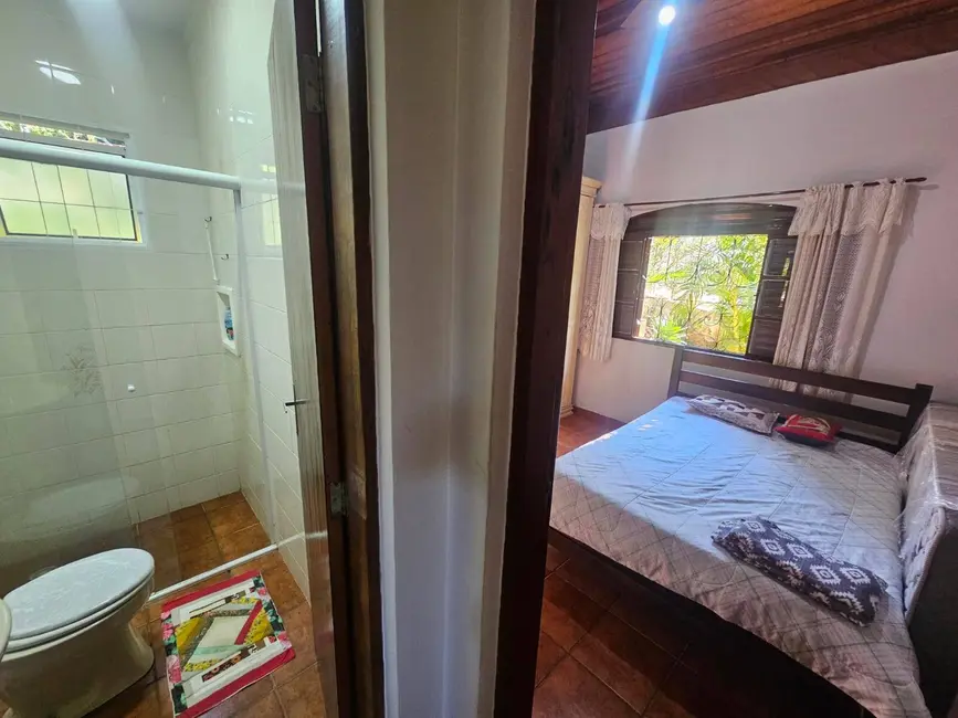 Foto 5 de Chácara com 3 quartos à venda, 150m2 em Atibaia - SP