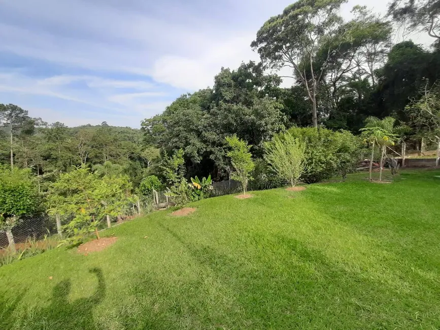 Foto 4 de Chácara com 3 quartos à venda, 150m2 em Atibaia - SP