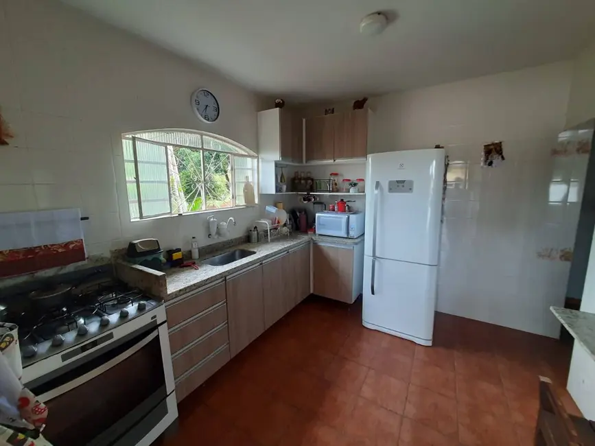 Foto 9 de Chácara com 3 quartos à venda, 150m2 em Atibaia - SP