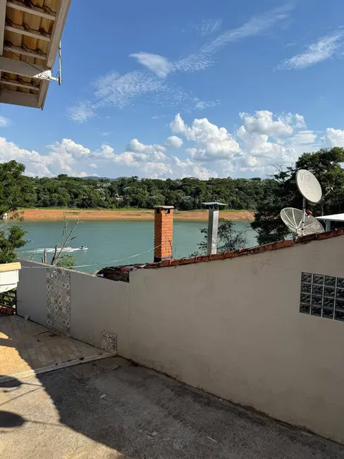 Chácara com 3 quartos à venda, 200m2 em Joanopolis - SP - imagem 7 Foto 7 de Chácara com 3 quartos à venda, 200m2 em Joanopolis - SP