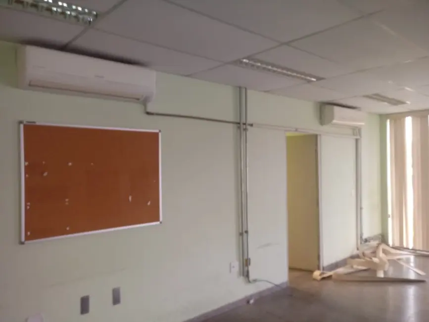 Foto 4 de Sala Comercial à venda, 272m2 em Franco Da Rocha - SP