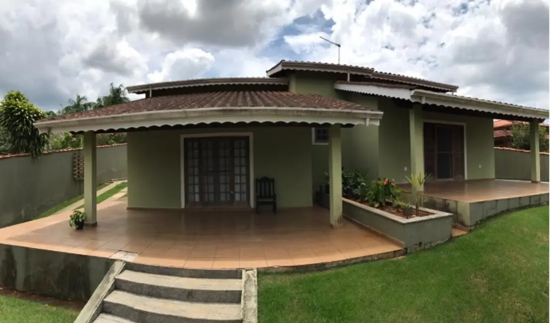 Foto 2 de Chácara com 5 quartos à venda, 800m2 em Batatuba, Piracaia - SP