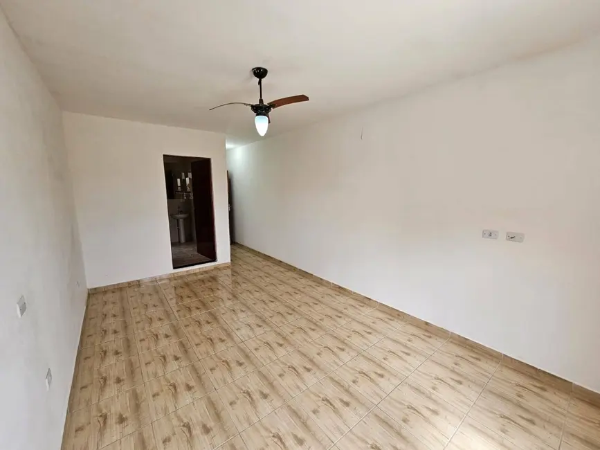 Foto 2 de Sobrado à venda, 300m2 em Mairipora - SP