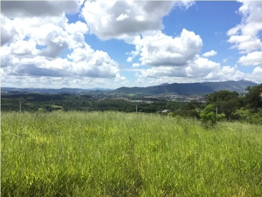 Foto 1 de Terreno / Lote à venda, 600m2 em Atibaia - SP