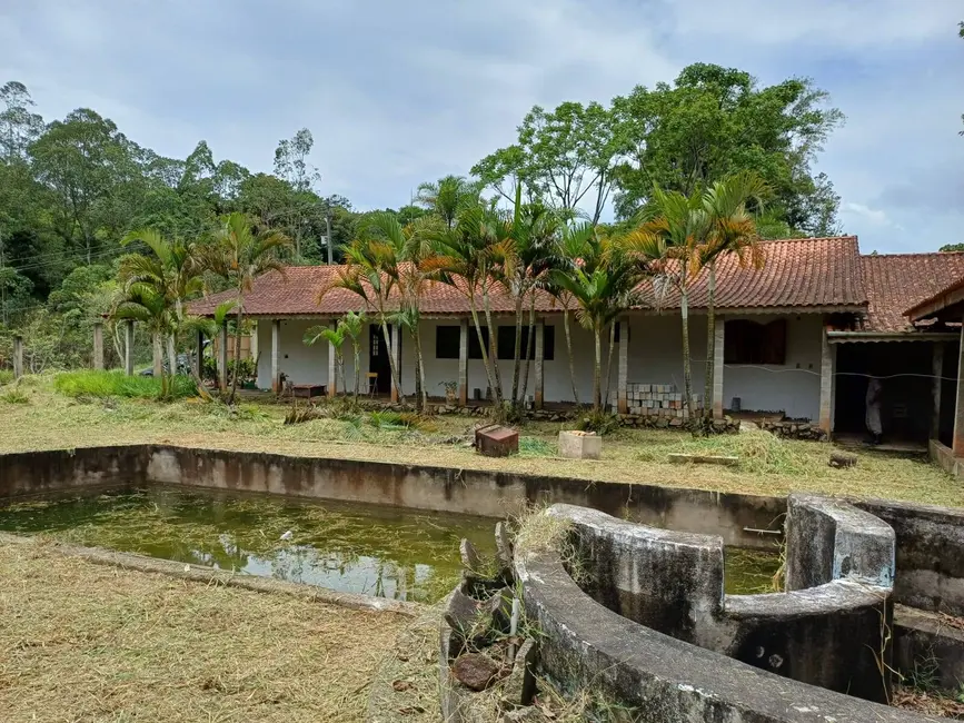 Foto 1 de Sítio / Rancho com 3 quartos à venda, 250m2 em Nazare Paulista - SP