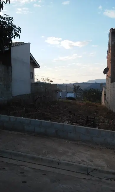 Terreno / Lote à venda, 140m2 em Curitibanos, Braganca Paulista - SP - imagem 2 Foto 2 de Terreno / Lote à venda, 140m2 em Curitibanos, Braganca Paulista - SP