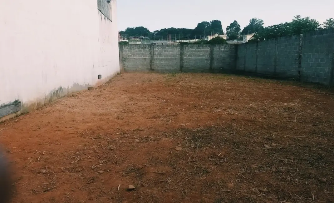 Foto 2 de Terreno / Lote à venda, 230m2 em Braganca Paulista - SP