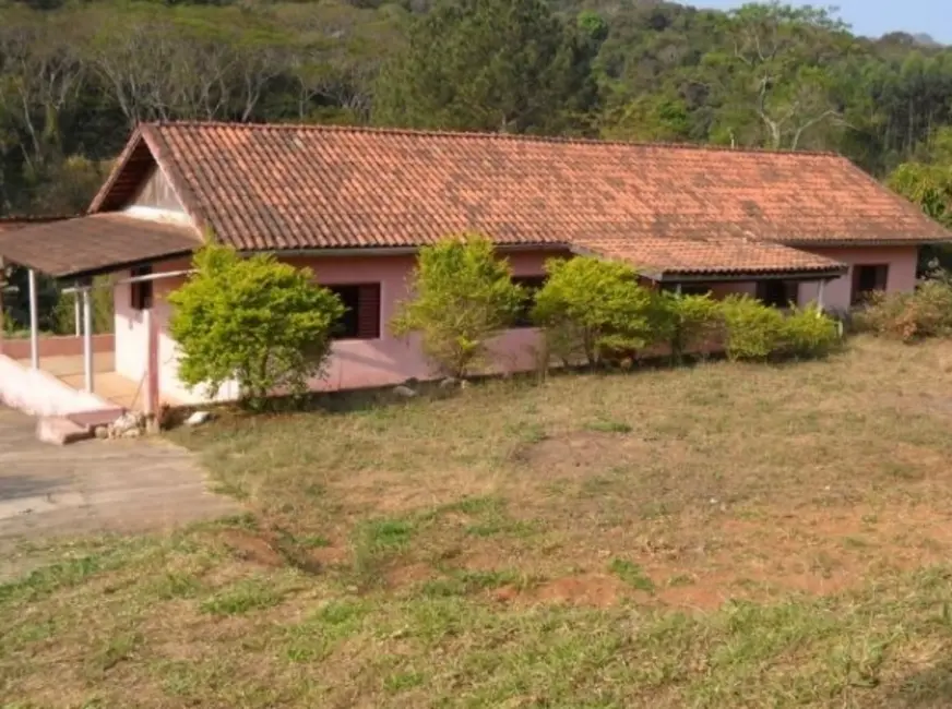 Foto 1 de Chácara com 4 quartos à venda, 250m2 em Atibaia - SP