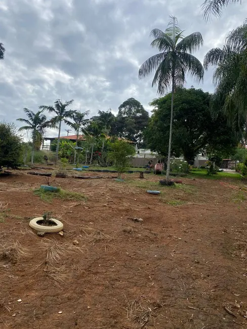 Chácara com 4 quartos à venda, 250m2 em Joanopolis - SP - imagem 8 Foto 8 de Chácara com 4 quartos à venda, 250m2 em Joanopolis - SP