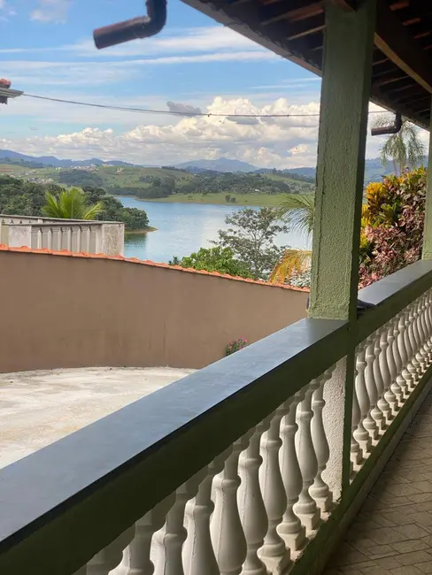 Chácara com 4 quartos à venda, 250m2 em Joanopolis - SP - imagem 5 Foto 5 de Chácara com 4 quartos à venda, 250m2 em Joanopolis - SP