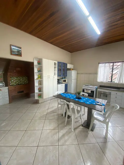 Chácara com 4 quartos à venda, 250m2 em Joanopolis - SP - imagem 7 Foto 7 de Chácara com 4 quartos à venda, 250m2 em Joanopolis - SP