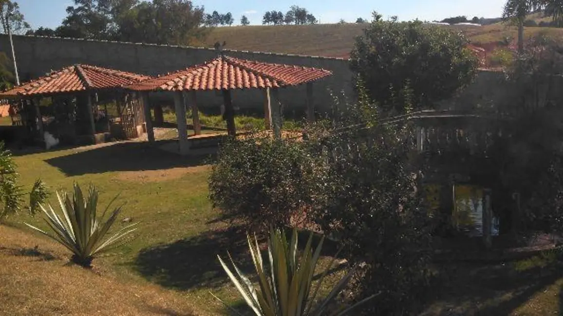 Foto 2 de Chácara com 4 quartos à venda, 4200m2 em Curitibanos, Braganca Paulista - SP