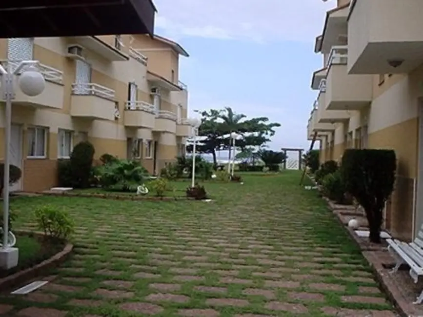 Foto 2 de Casa com 2 quartos à venda, 120m2 em Bertioga - SP