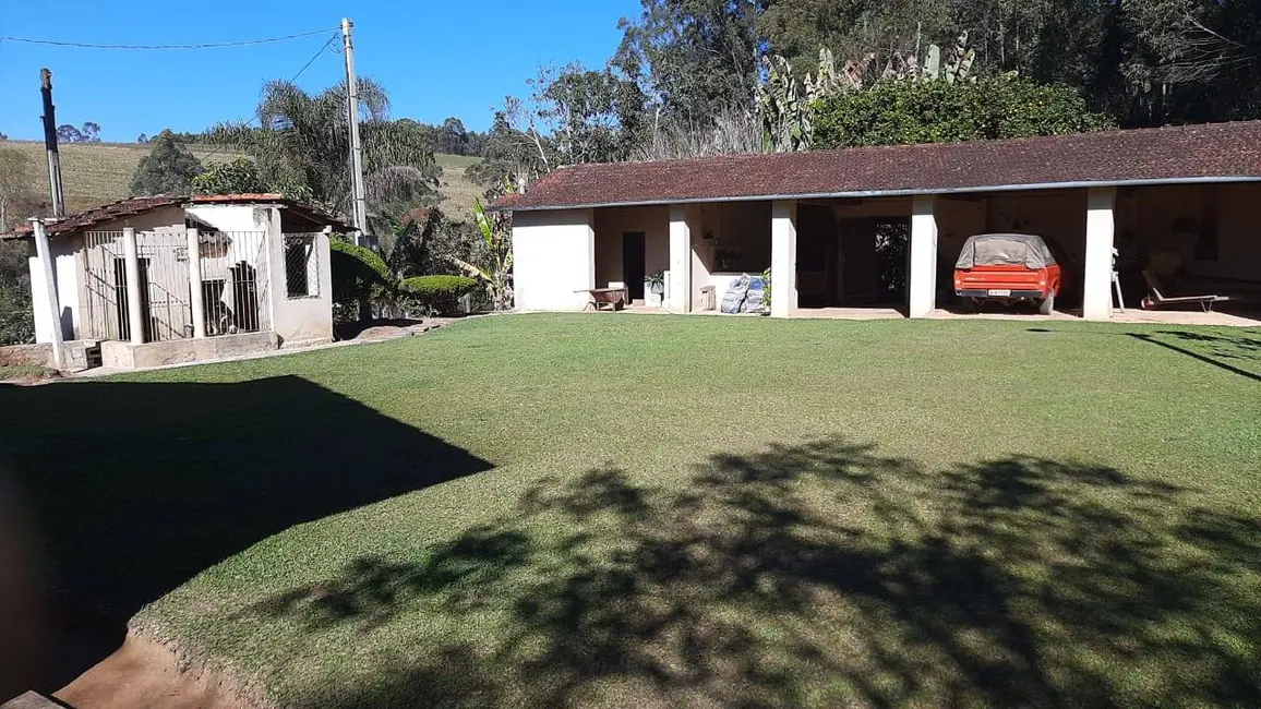 Foto 4 de Sítio / Rancho com 3 quartos à venda, 300m2 em Centro, Pedra Bela - SP