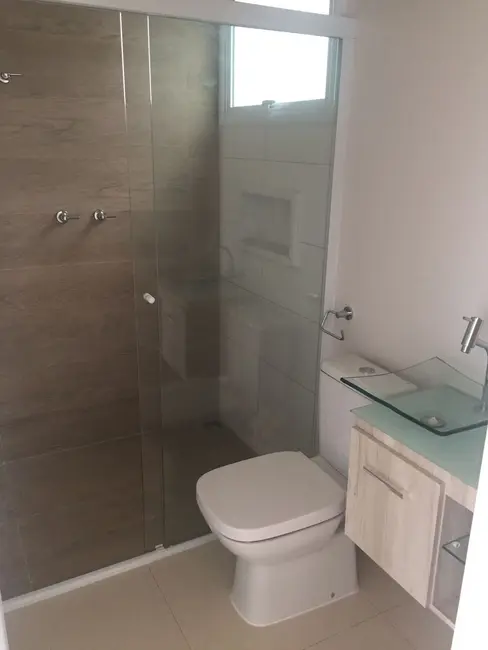 Foto 5 de Casa de Condomínio à venda, 300m2 em Cidade Jardim, Braganca Paulista - SP