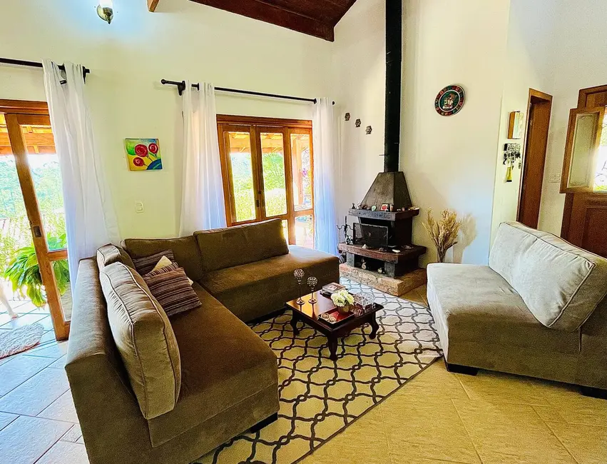 Foto 6 de Chácara com 4 quartos à venda, 289m2 em Mairipora - SP