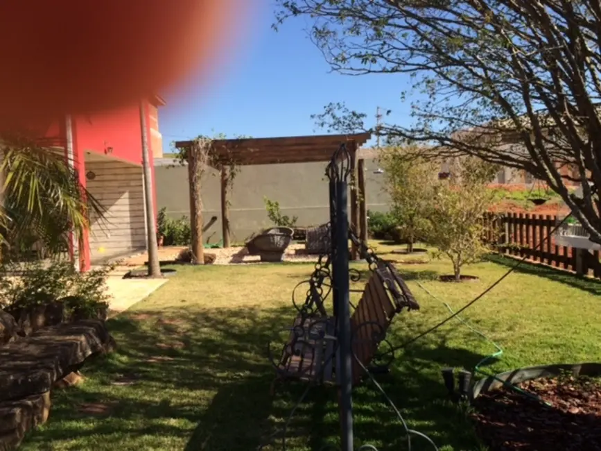 Casa com 4 quartos à venda, 800m2 em Atibaia - SP - imagem 3 Foto 3 de Casa com 4 quartos à venda, 800m2 em Atibaia - SP