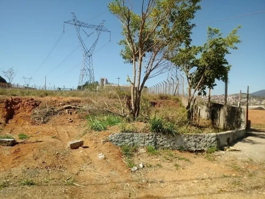 Foto 7 de Sala Comercial à venda, 1840m2 em Centro, Bom Jesus Dos Perdoes - SP