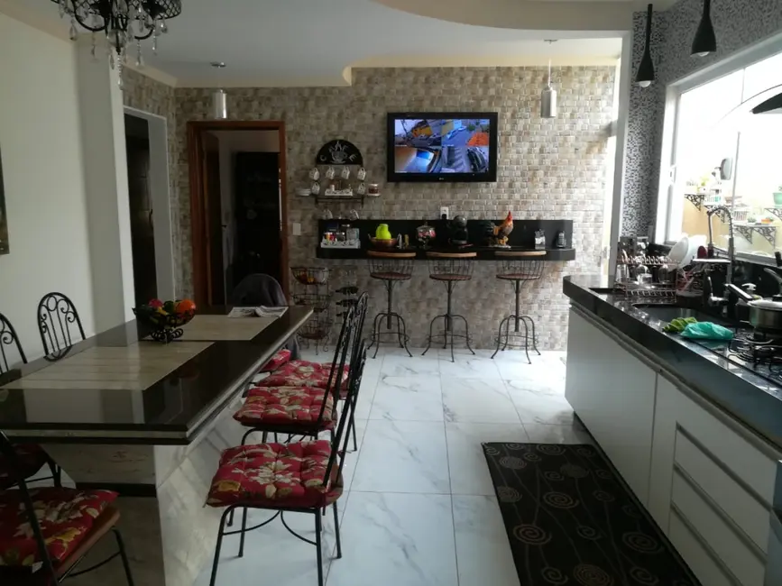 Foto 4 de Casa com 4 quartos à venda, 419m2 em Centro, Braganca Paulista - SP