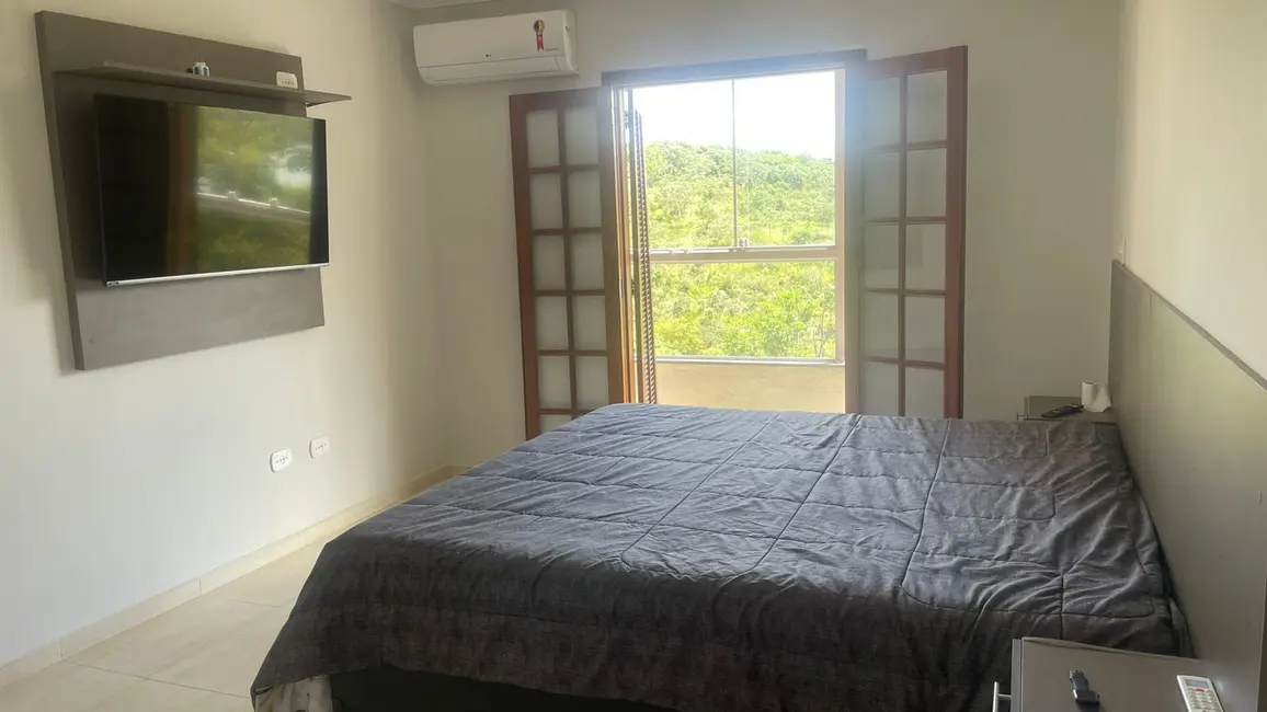 Foto 8 de Chácara com 3 quartos à venda, 300m2 em Nazare Paulista - SP