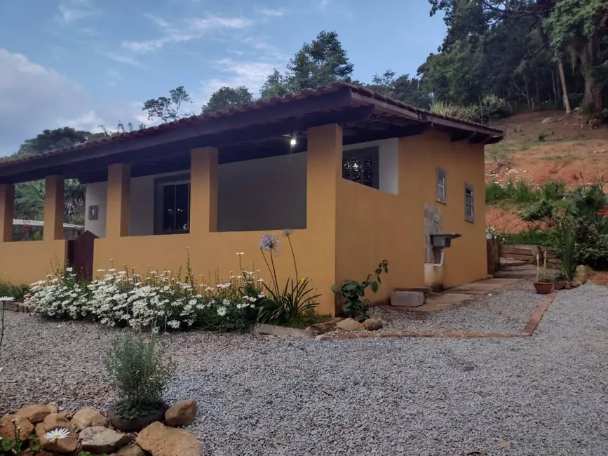 Foto 1 de Chácara com 1 quarto à venda, 80m2 em Piracaia - SP