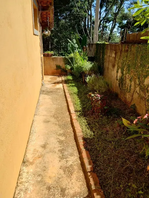 Foto 4 de Chácara com 1 quarto à venda, 80m2 em Piracaia - SP