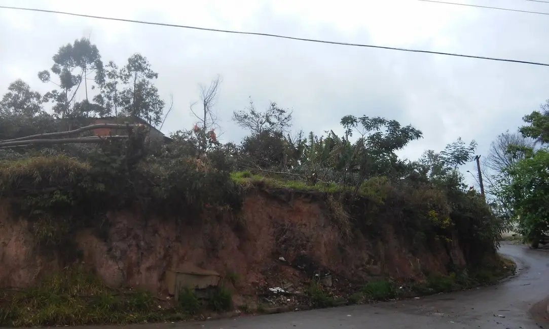 Foto 2 de Terreno / Lote à venda, 582m2 em Mairipora - SP