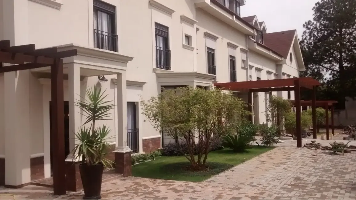 Foto 2 de Casa de Condomínio à venda, 250m2 em Vila Esperia ou Giglio, Atibaia - SP