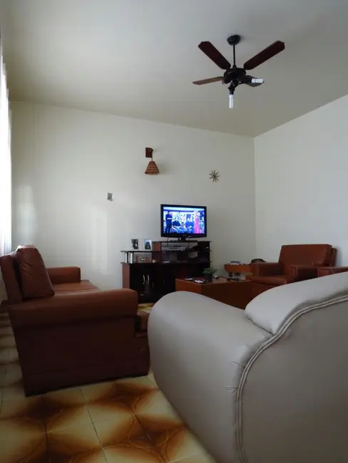 Foto 3 de Casa com 3 quartos à venda, 240m2 em Itanhaem - SP