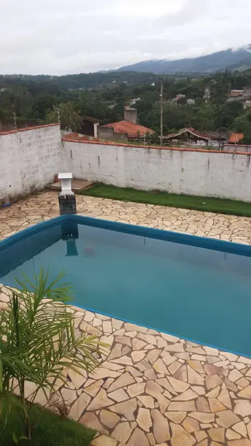Foto 3 de Casa com 2 quartos à venda, 500m2 em Atibaia - SP
