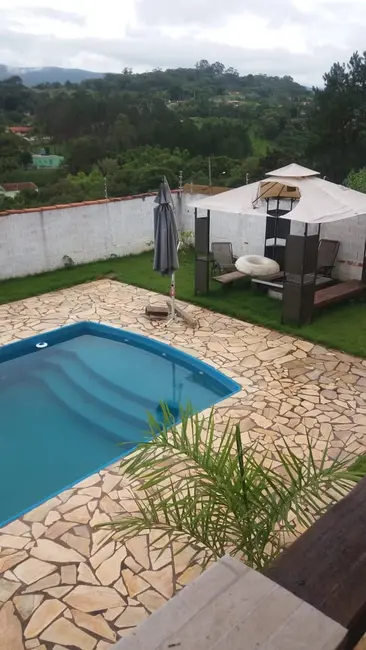 Foto 1 de Casa com 2 quartos à venda, 500m2 em Atibaia - SP