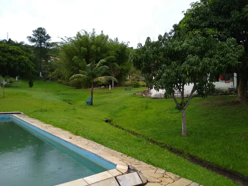 Foto 3 de Chácara com 3 quartos à venda, 5000m2 em Jardim Estância Brasil, Atibaia - SP