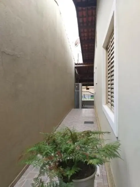 Foto 7 de Casa com 2 quartos à venda, 210m2 em Atibaia - SP