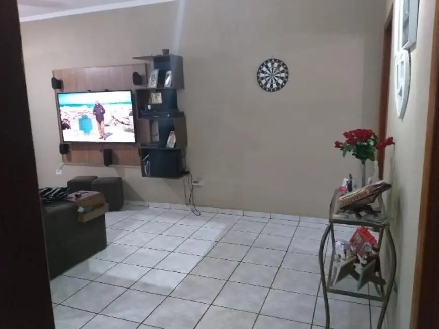 Foto 9 de Casa com 2 quartos à venda, 210m2 em Atibaia - SP