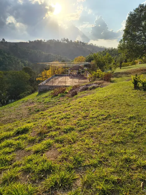 Foto 5 de Sítio / Rancho com 5 quartos à venda e para alugar, 780m2 em Nazare Paulista - SP