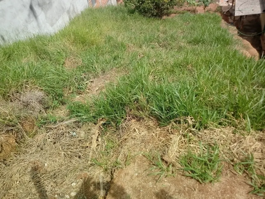 Foto 1 de Terreno / Lote à venda, 270m2 em Mairipora - SP