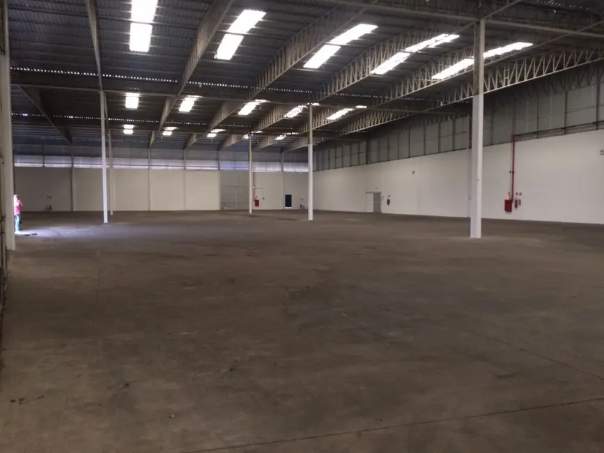 Foto 5 de Armazém / Galpão à venda e para alugar, 4800m2 em Bom Jesus Dos Perdoes - SP