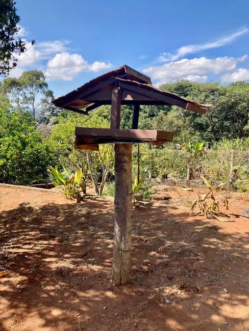 Chácara com 3 quartos à venda, 300m2 em Joanopolis - SP - imagem 5 Foto 5 de Chácara com 3 quartos à venda, 300m2 em Joanopolis - SP