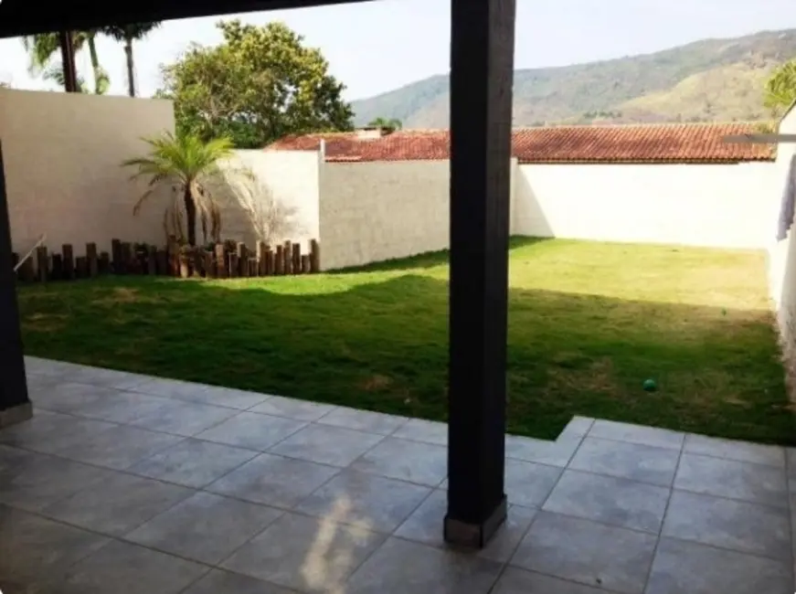 Foto 6 de Casa com 4 quartos à venda, 360m2 em Vila Petrópolis, Atibaia - SP